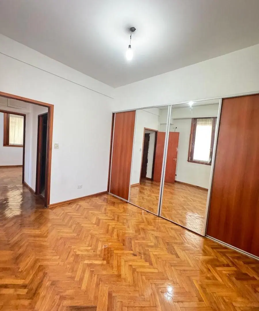 Departamento 3 Ambientes en  Alquiler  Caballito 2