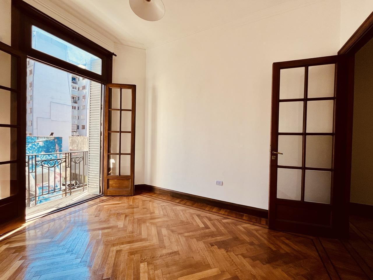 Venta Departamento 2 dormitorios reciclado luminoso Apto Credito