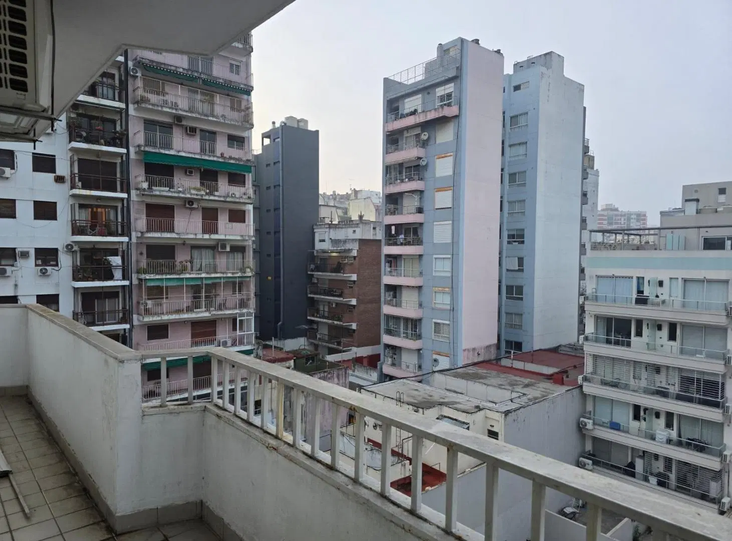 Departamento de tres ambientes en alquiler en Caballito 2