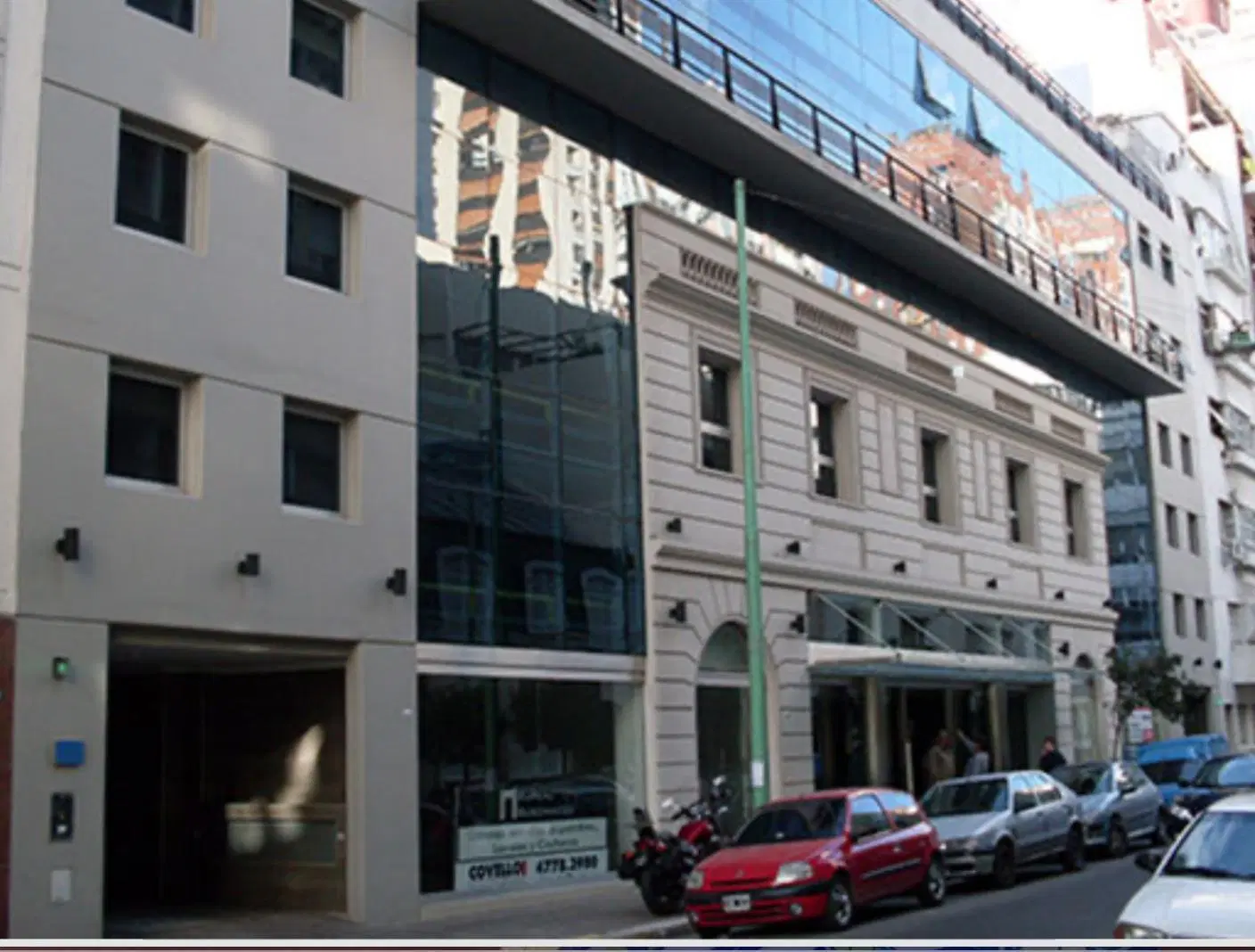 Cochera en  Edificio con seguridad 24 hs 2