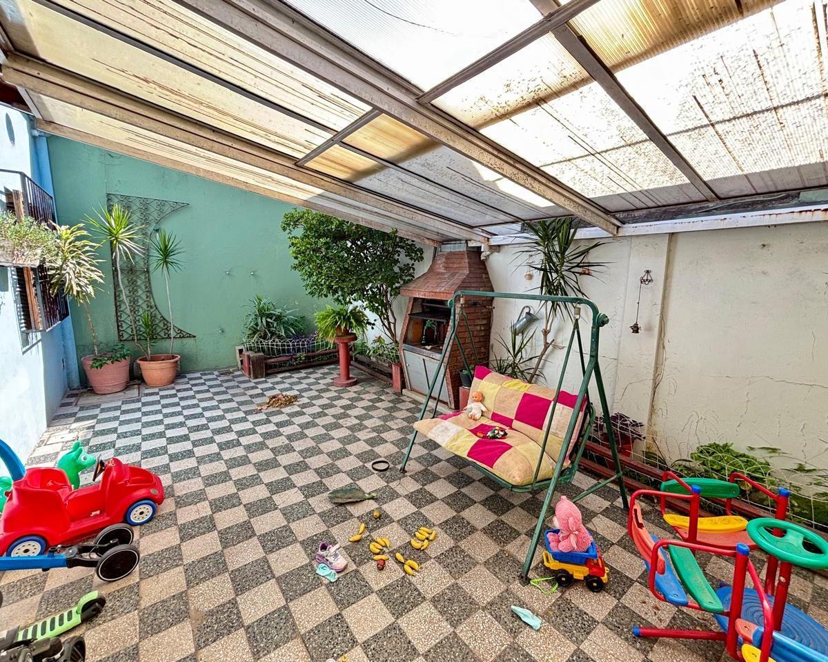 Casa Lote Propio Parque Cha 4