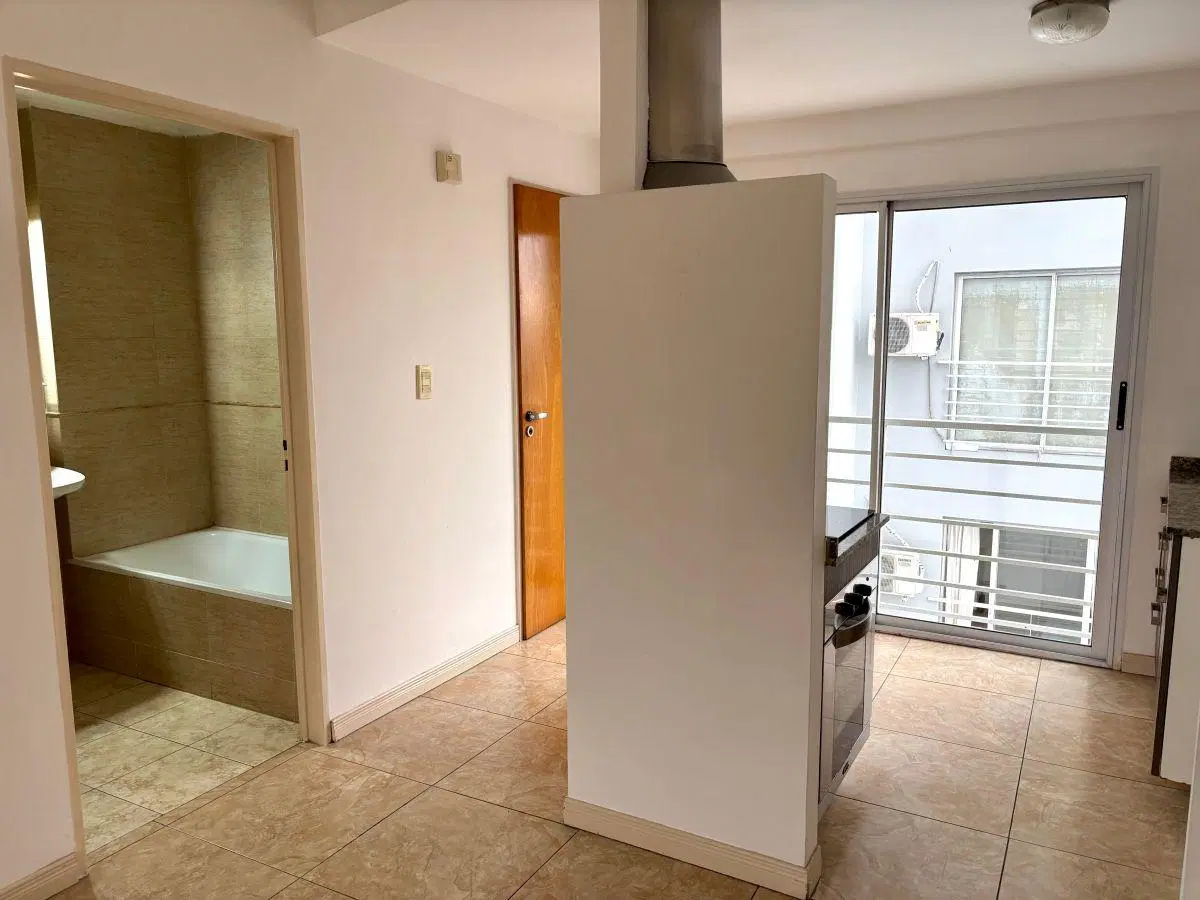 CABALLITO MONOAMBIENTE CON BALCON 5