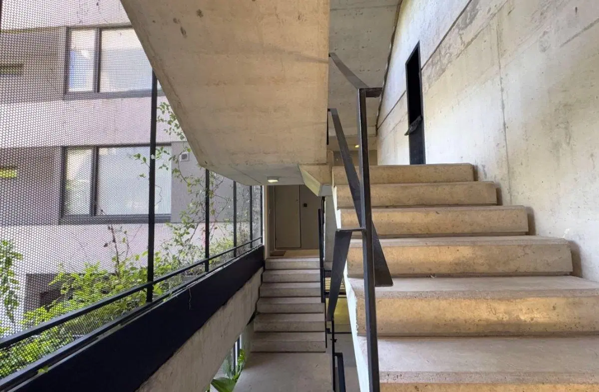 Monoambiente a Estrenar en Castelar Norte con Balcón y Detalles Premium 5