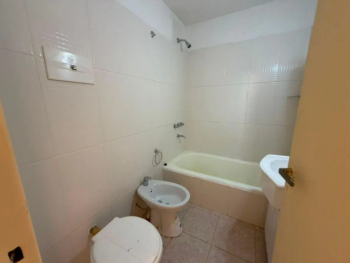 Monoambiente amplio y luminoso de 39 m² – Piso alto con cocina renovada 5