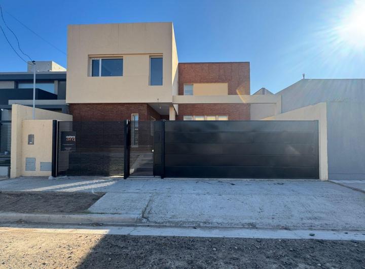 Casa en Alquiler en Bº Parque de Talero 1