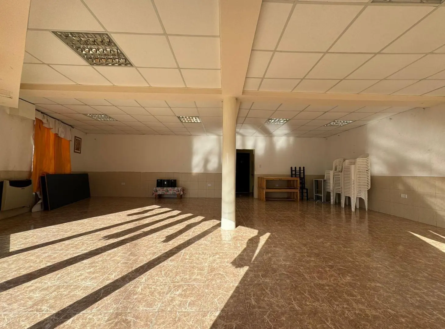 Local con patio en Alquiler en Plottier Bº Union 5