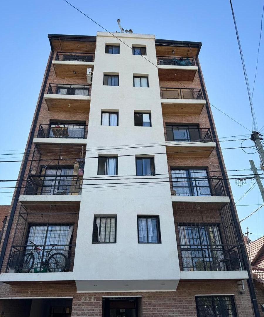 Departamento en ALQUILER,  Neuquen Centro