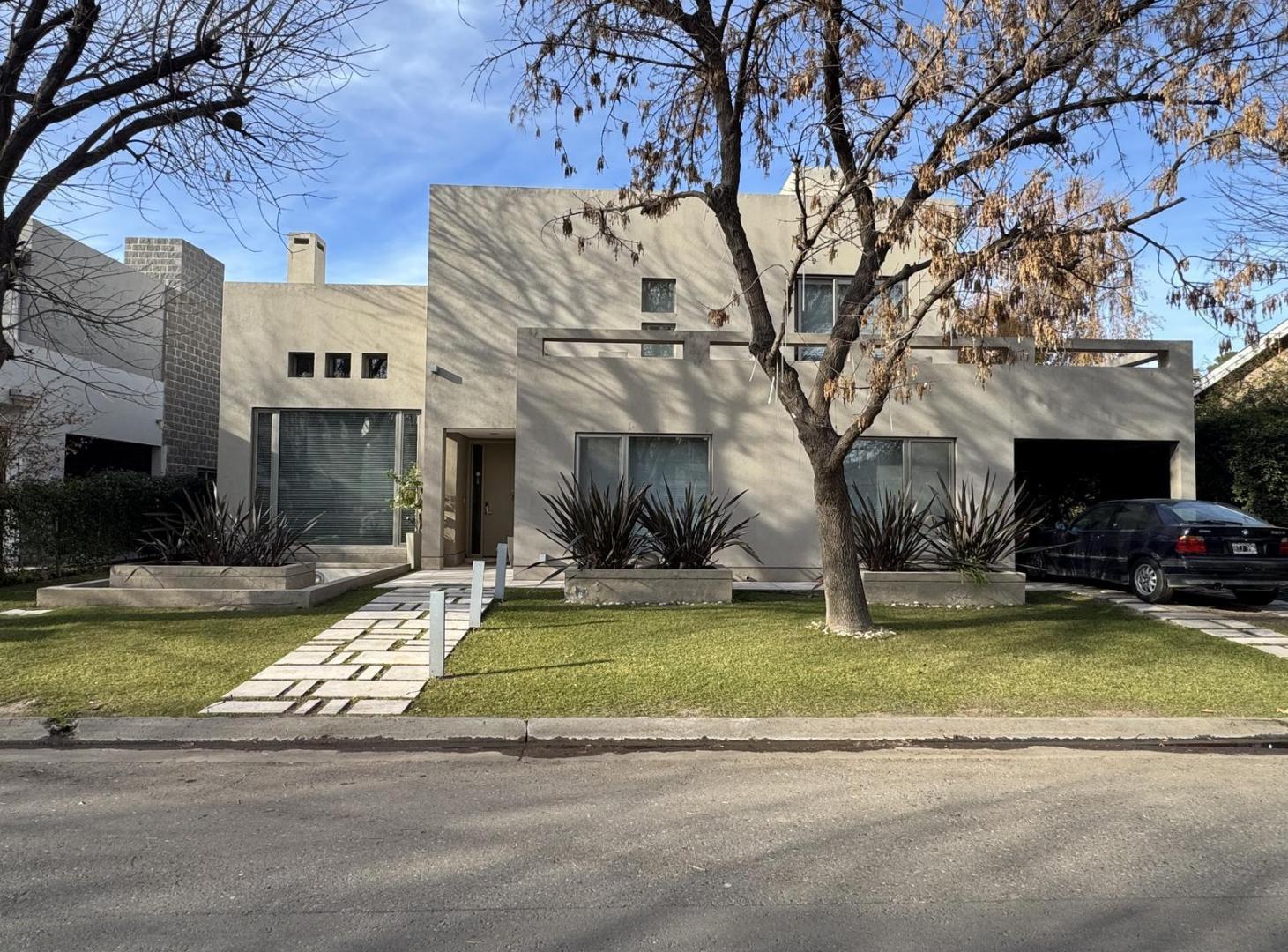 Casa en VENTA Bº Ricon Club de Campo, Neuquen Capital
