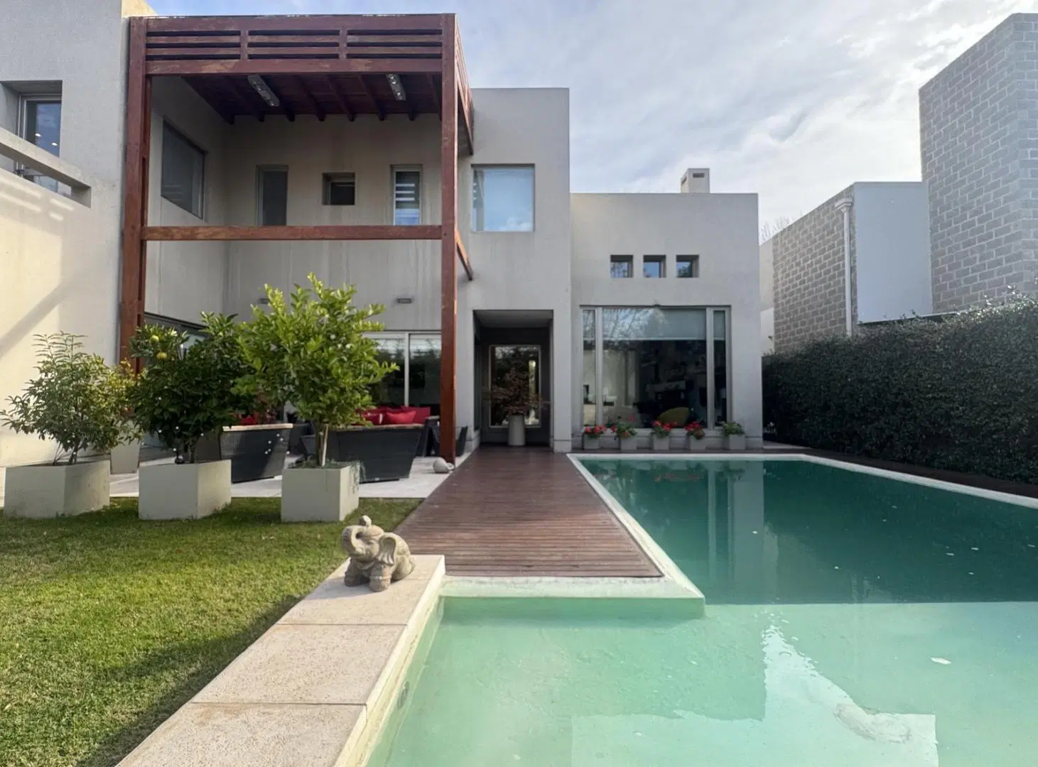 Casa en VENTA Bº Ricon Club de Campo, Neuquen Capital 2