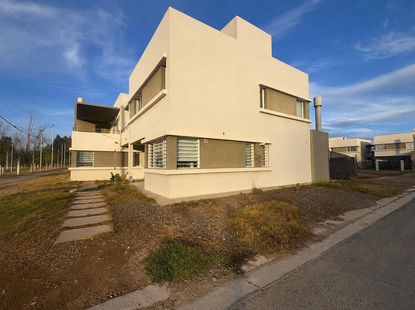Duplex en ALQUILER en Confluencia Rural, Neuquen Capital 3