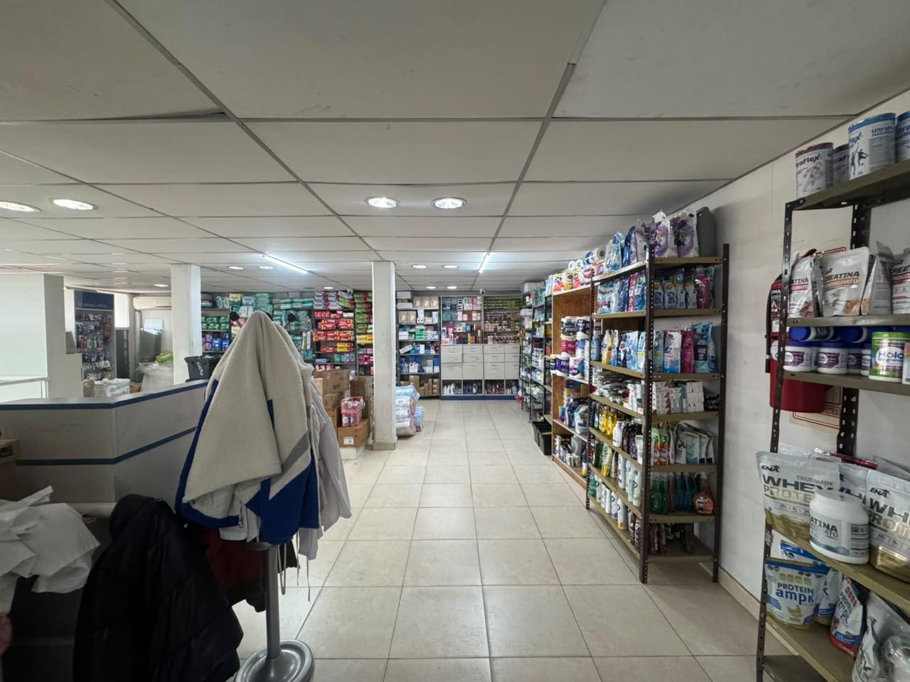 Foto de Local COMERCIAL en ALQUILER, Neuquen Capital, imagen 5