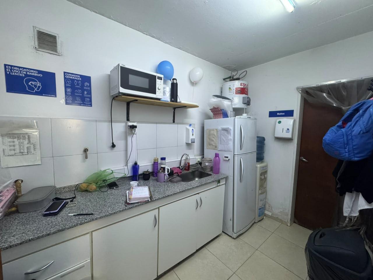 Foto de Local COMERCIAL en ALQUILER, Neuquen Capital, imagen 1