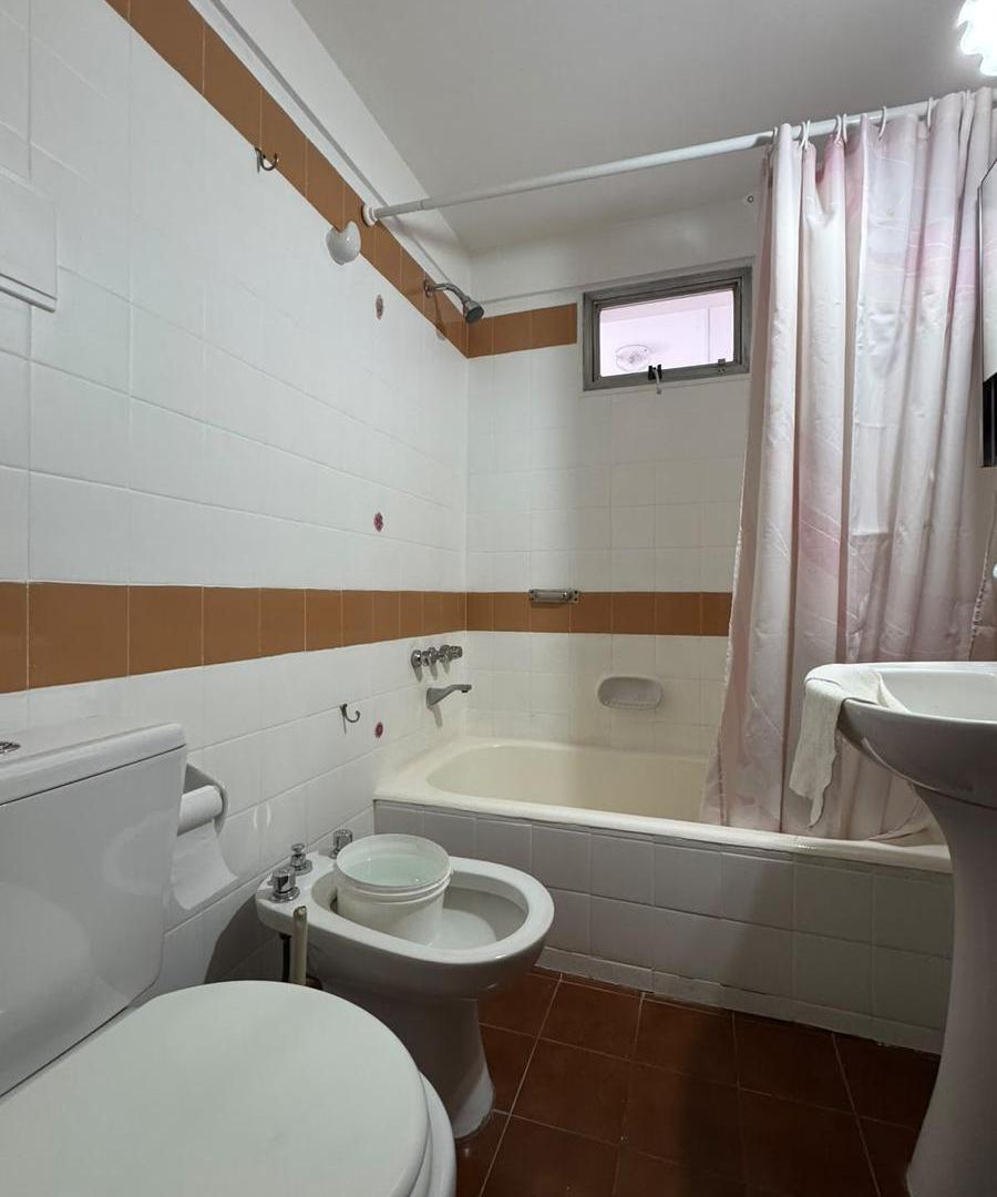 Foto de Departamento en VENTA Área Centro Este, imagen 4