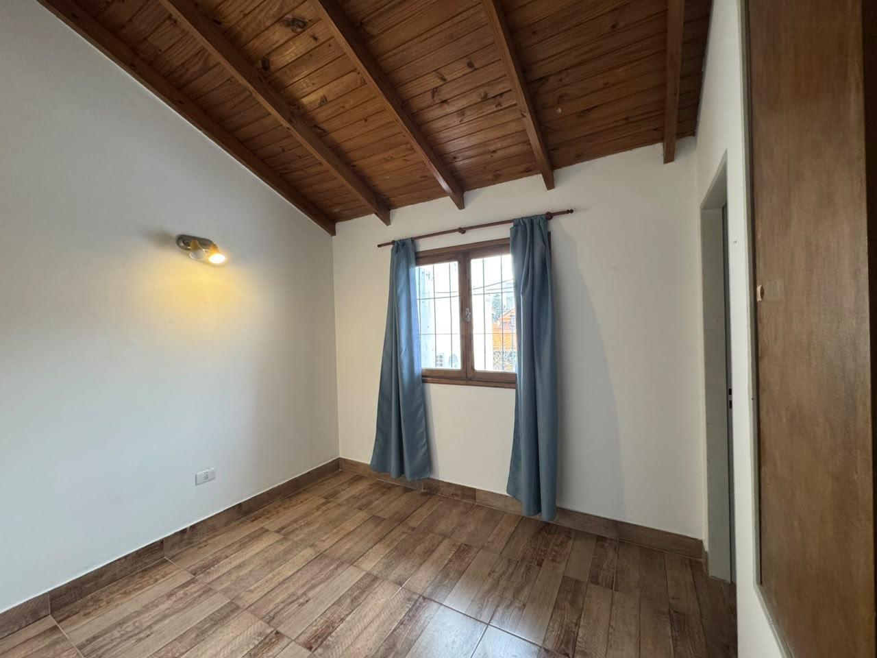 Foto de Duplex en ALQUILER, 2 dormitorios, Bº Santa Genoveva, imagen 3