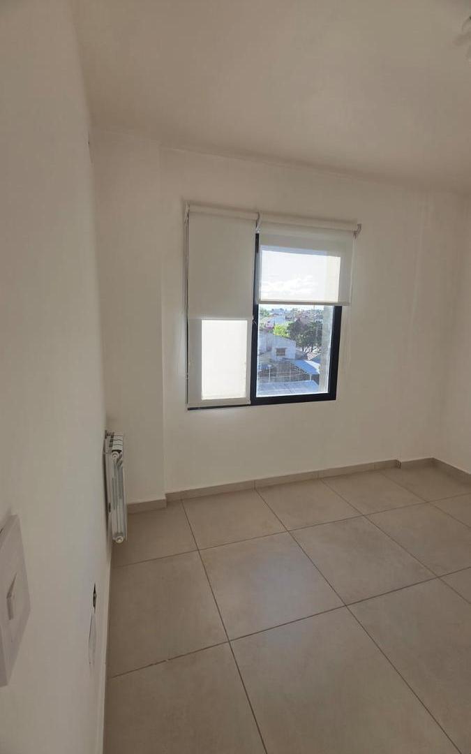 Foto de Departamento en VENTA, 1 dormitorio con cochera, Neuquen Centro Oeste, imagen 3