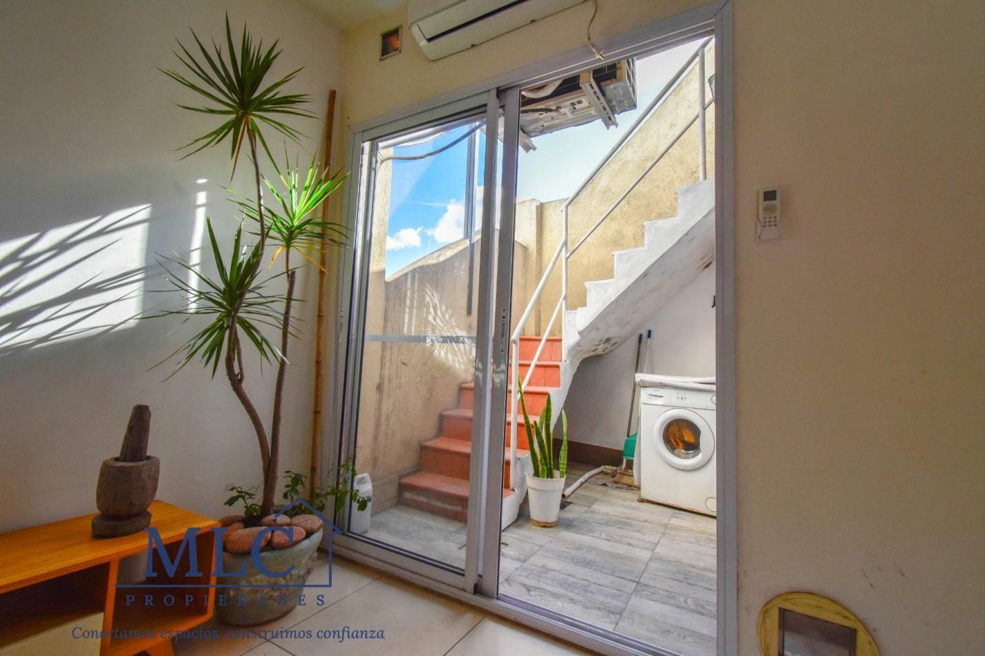 Foto de PH EN VENTA - 4 AMBIENTES + ESTUDIO INDEPENDIENTE + TERRAZA - SIN, imagen 4