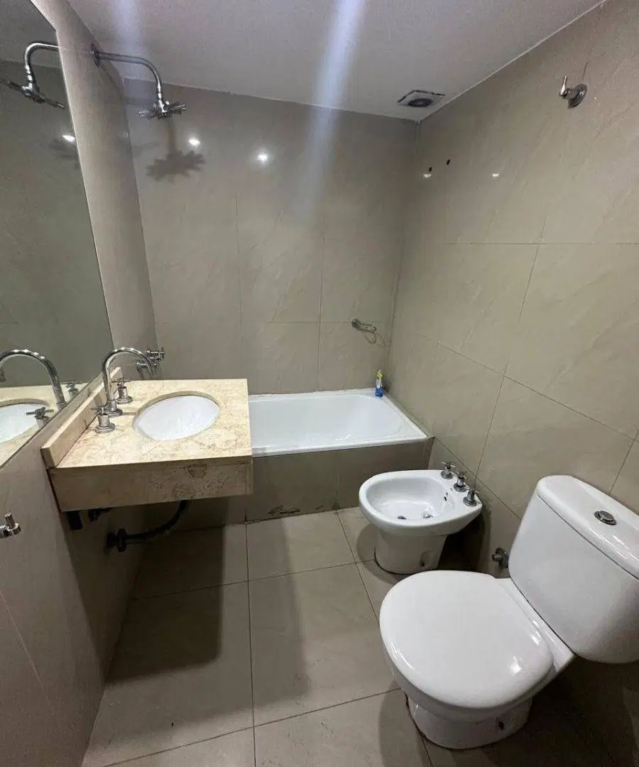 VENTA.1 amb grande.45 m2.San Jose 300.Fc/balcon.Con pileta parrilla y SUM. U$S 59.000. 4