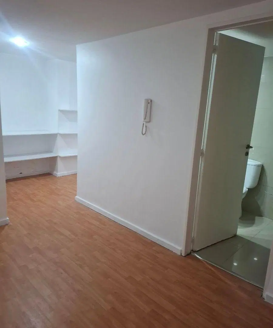 VENTA.1 amb grande.45 m2.San Jose 300.Fc/balcon.Con pileta parrilla y SUM. U$S 59.000. 1
