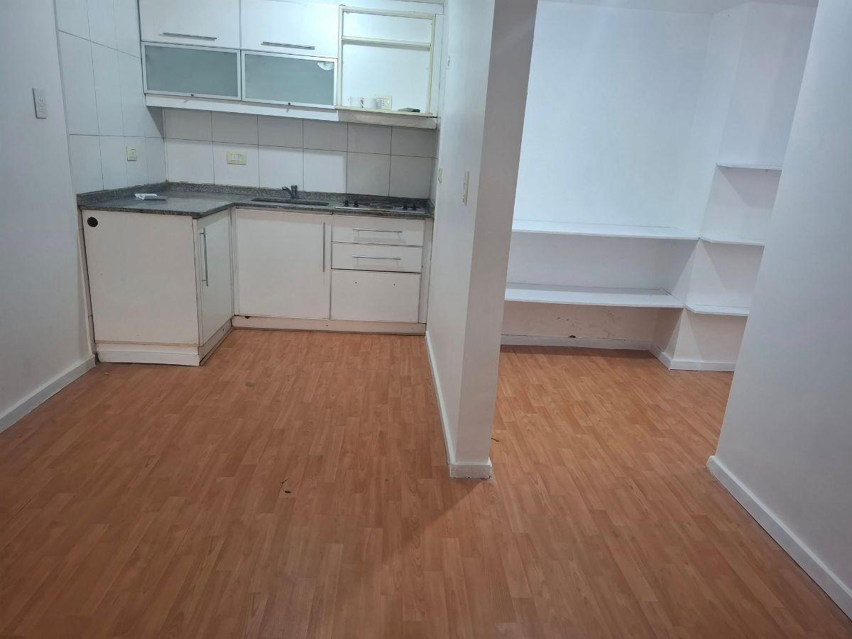 Foto de VENTA.1 amb grande.45 m2.San Jose 300.Fc/balcon.Con pileta parrilla y, imagen 3