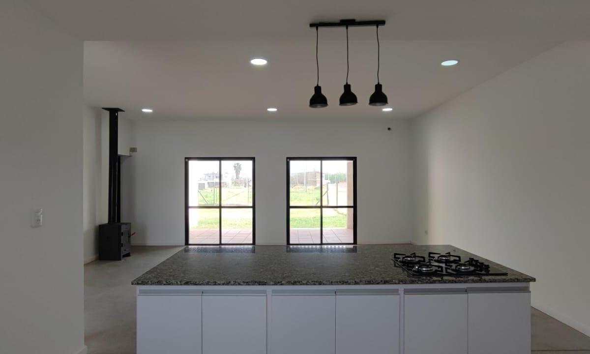 Casa a Estrenar en Pueblo Esther 3