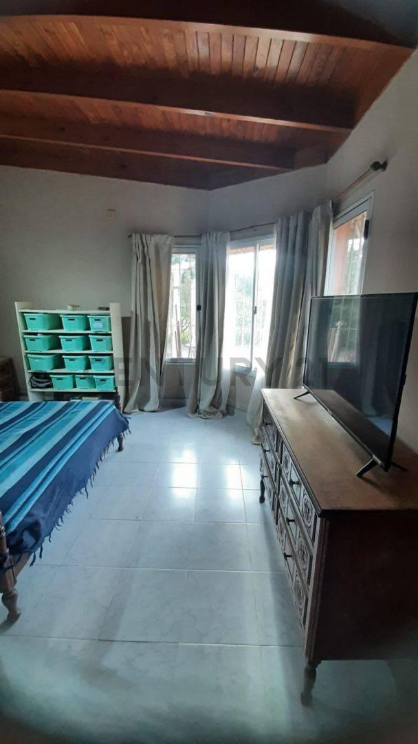 Venta de Casa Parque Sicardi 2 Ambientes Quinta
