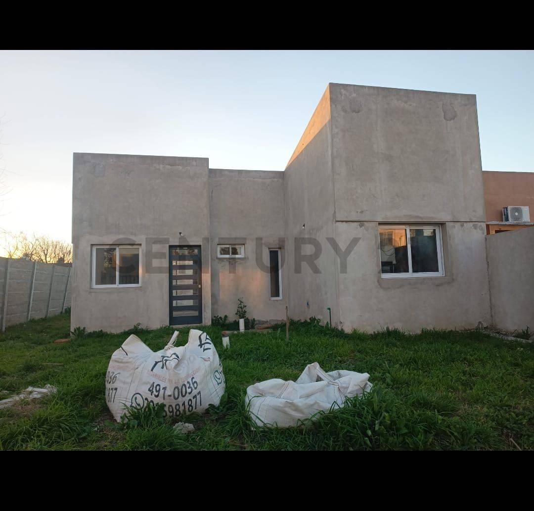 Se vende casa a terminar en Villa Parque Sicardi, La Plata