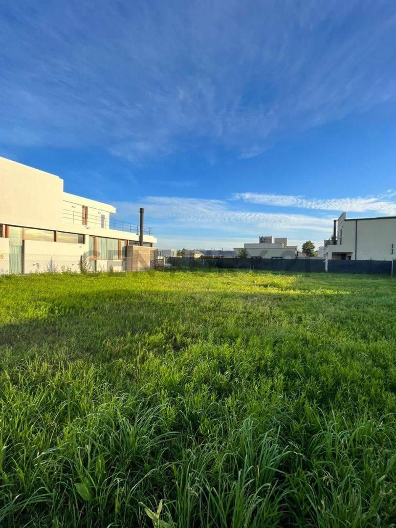 Lote en venta en Barrio El Quimilar, City Bell. APTO CREDITO