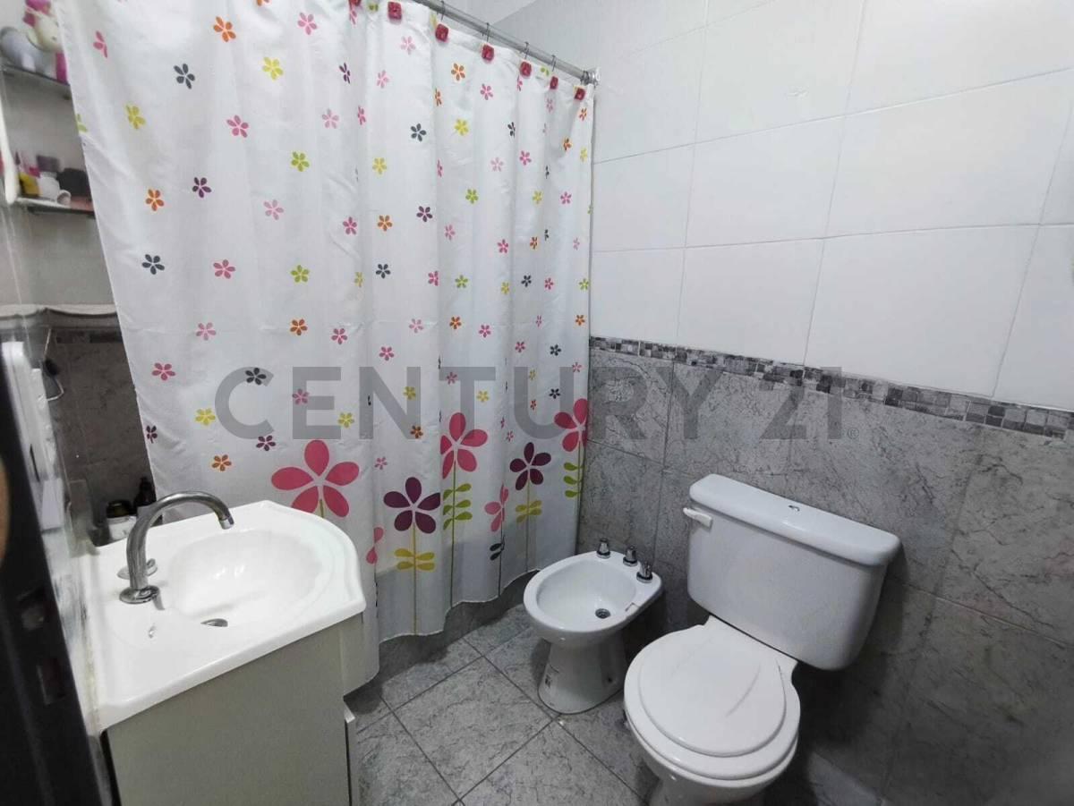 Departamento en Venta 2 Ambientes en Berazategui 2