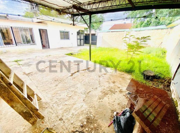 Venta Casa 4 ambientes Berazategui 4