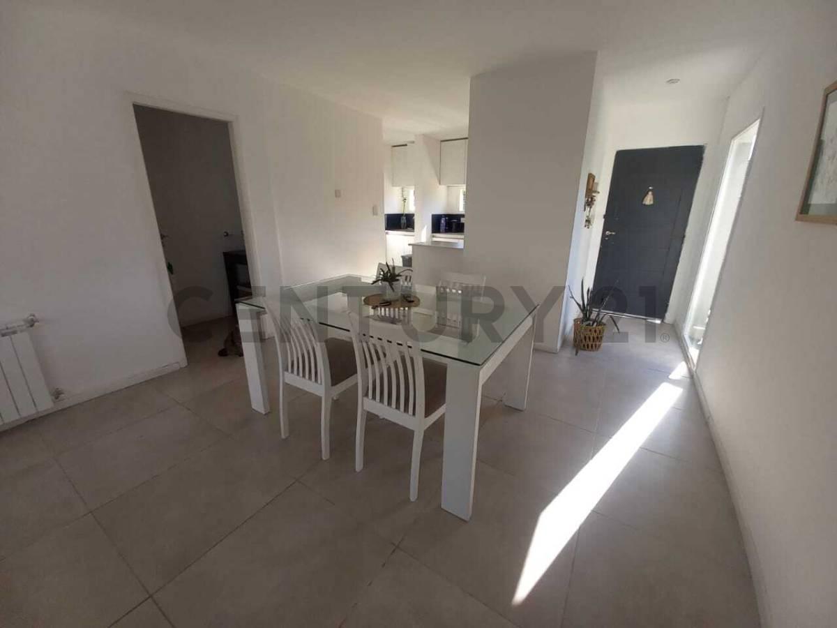 Foto de DUPLEX EN VENTA EN GONNET, imagen 4