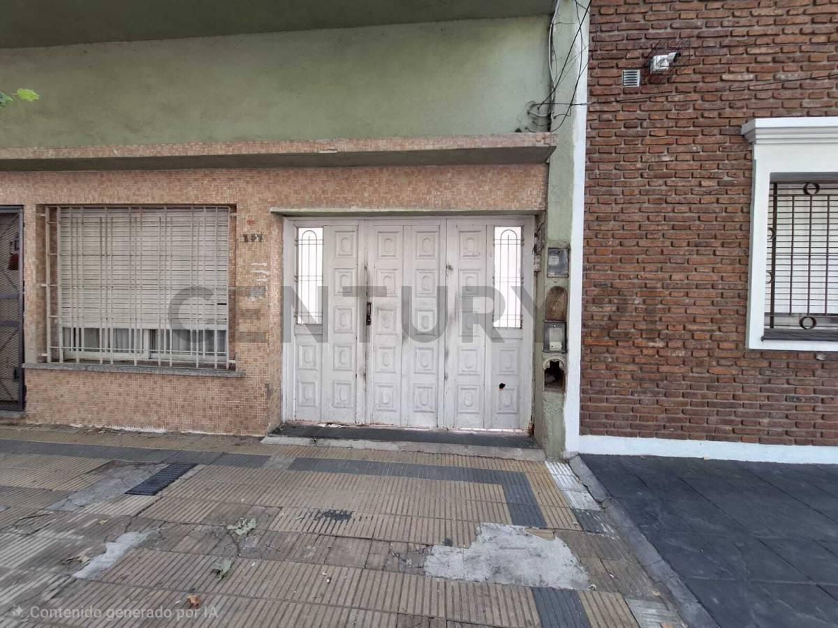PH VENTA SARADI AVELLANEDA 3 AMBIENTES A REFACCIONAR INTERNO  360 m2 TOTALES