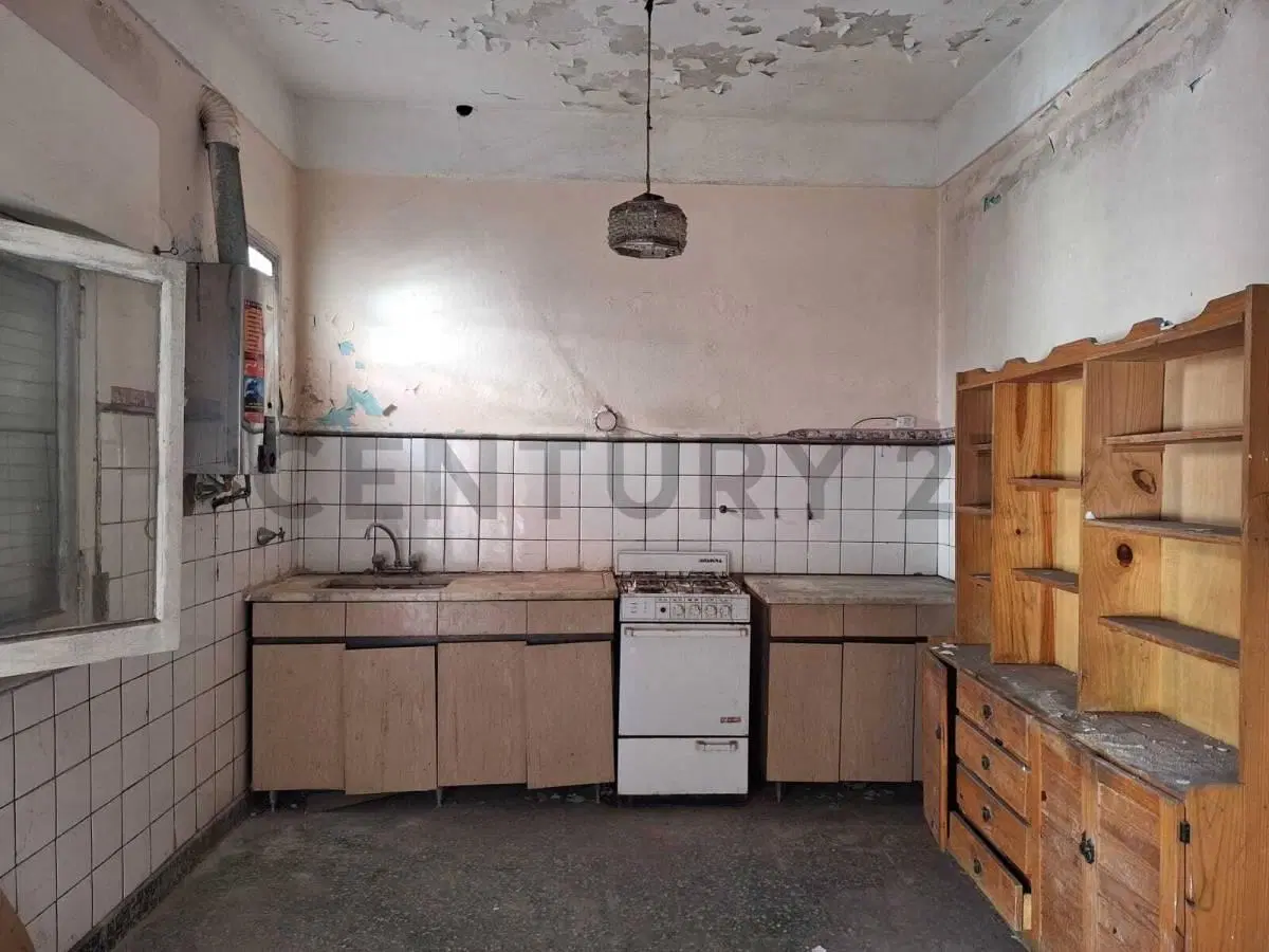 PH VENTA SARADI AVELLANEDA 3 AMBIENTES A REFACCIONAR INTERNO  360 m2 TOTALES 4