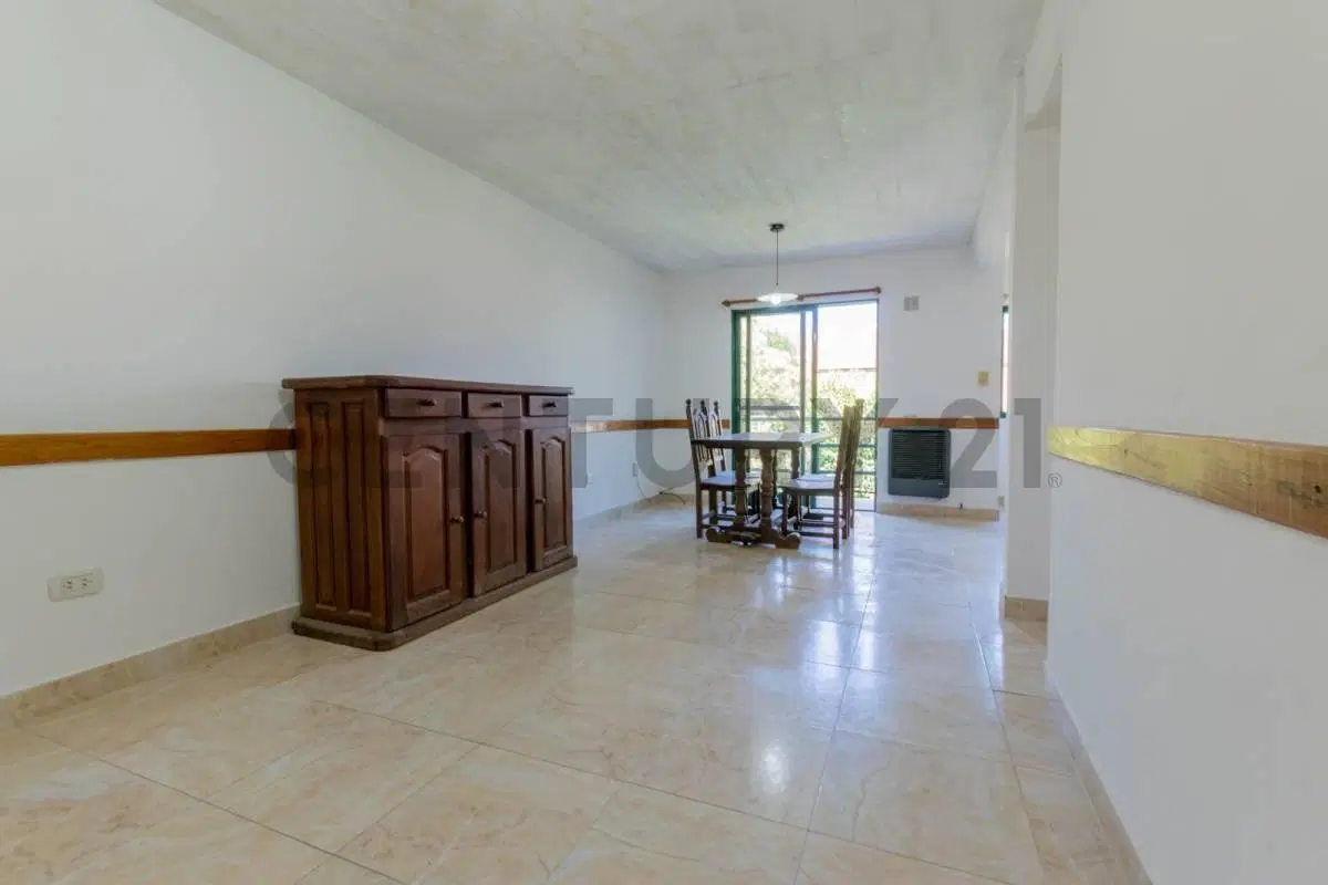 DEPARTAMENTO DE 2 DORMITORIOS EN VENTA, GONNET 4