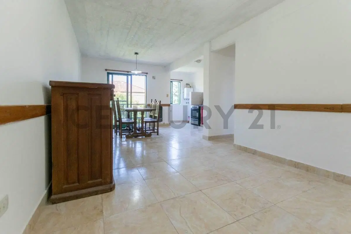DEPARTAMENTO DE 2 DORMITORIOS EN VENTA, GONNET 3
