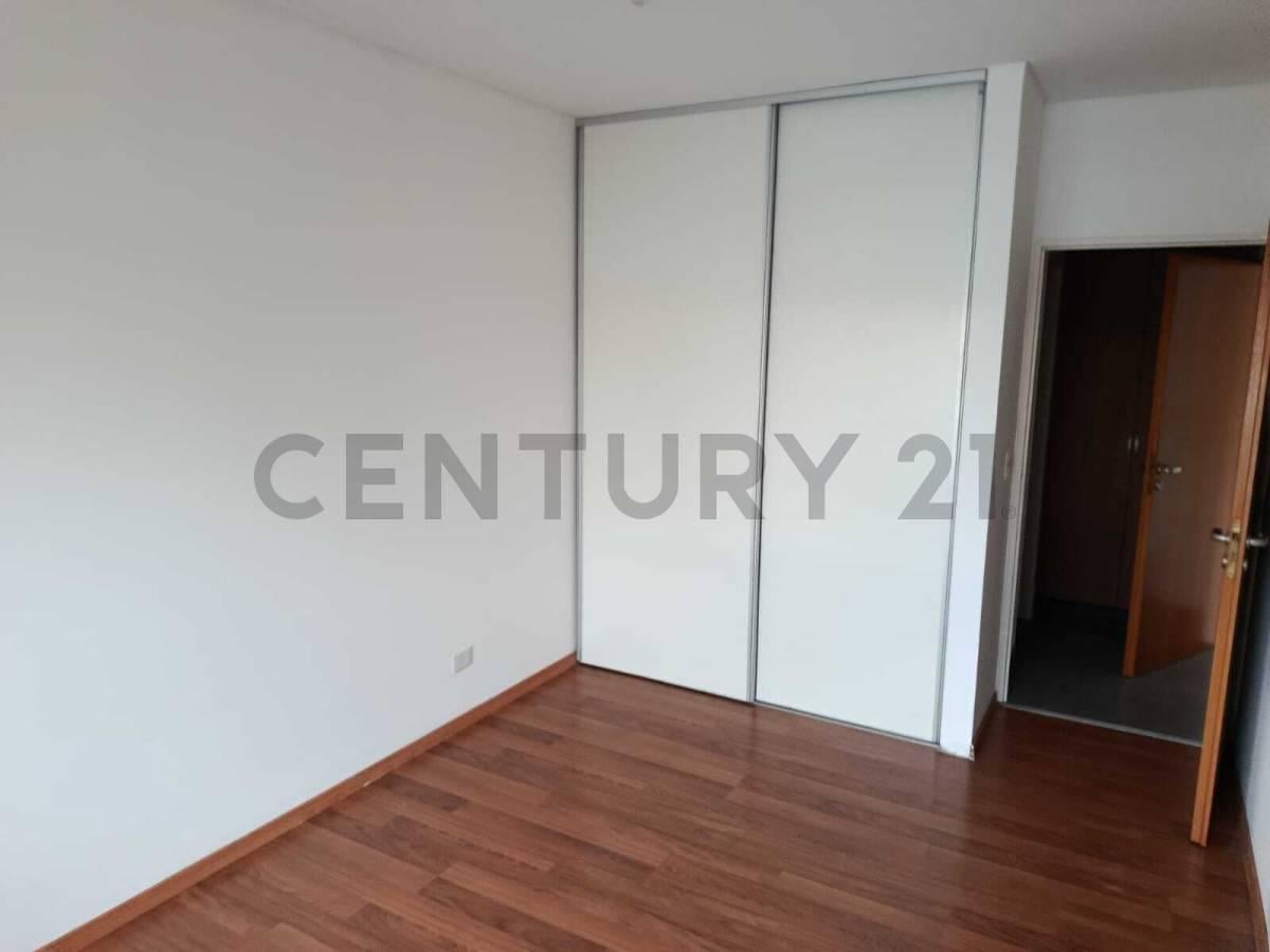 Foto de ALQILER DEPARTAMENTO 2 AMBIENTES COCHERA BERNAL, imagen 3