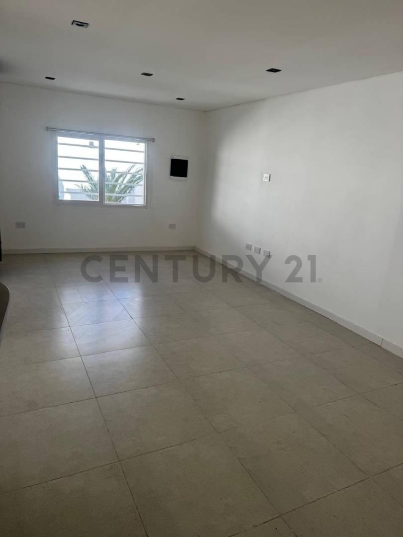 Foto de Alquiler Casa en City Bell, imagen 4