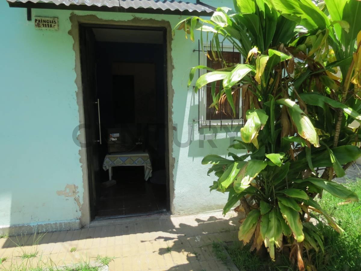 Foto de VENTA CASA 2 AMBIENTES A RECICLAR QUILMES, imagen 1