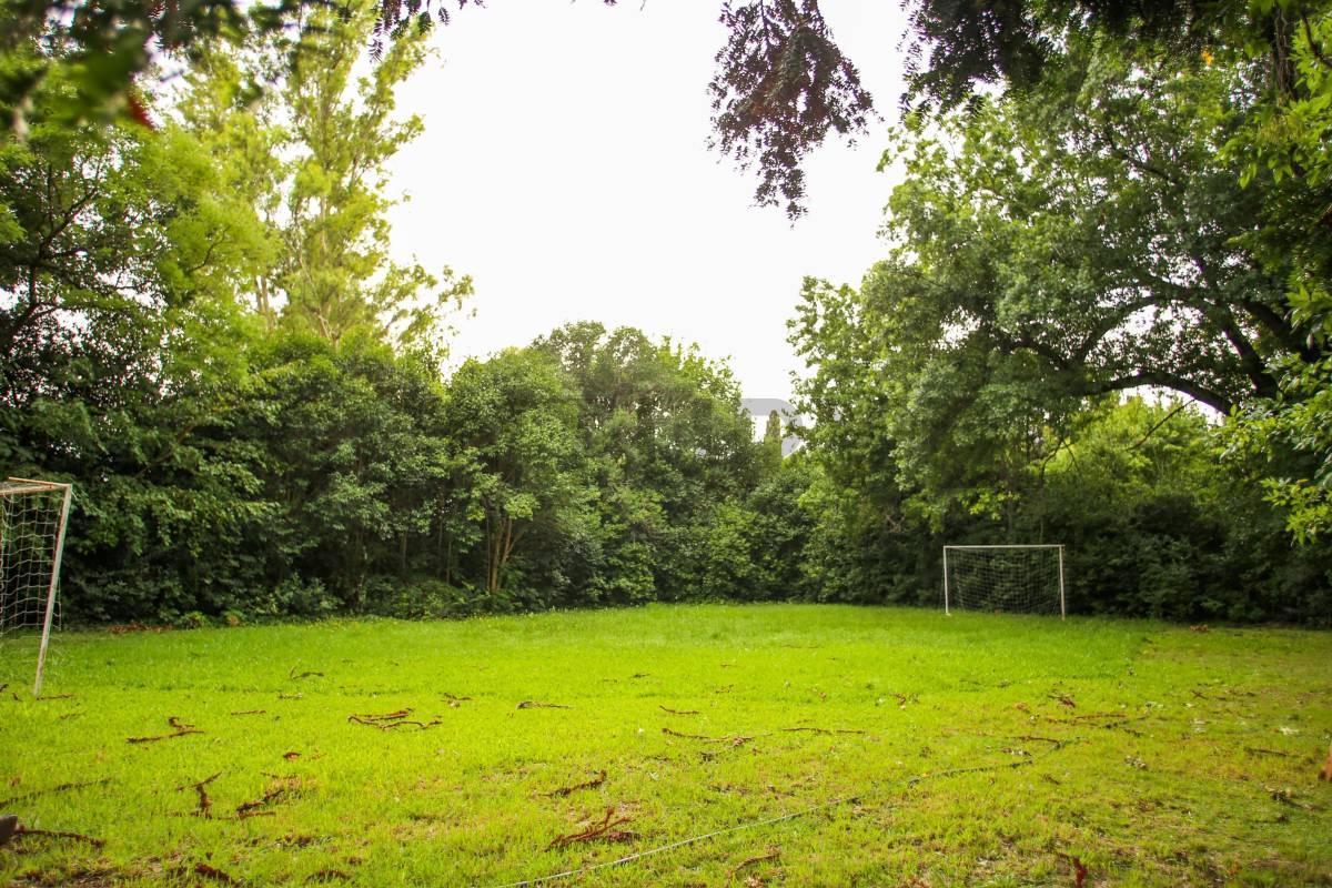 Foto de Venta de lote en Gonnet con casa ideal desarrolladores., imagen 2