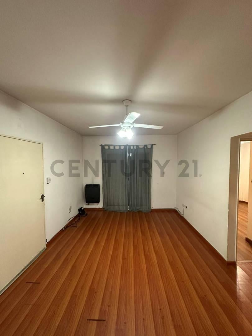 Foto de VENTA | Departamento 3 Ambientes con Cochera | Quilmes Oeste, imagen 5