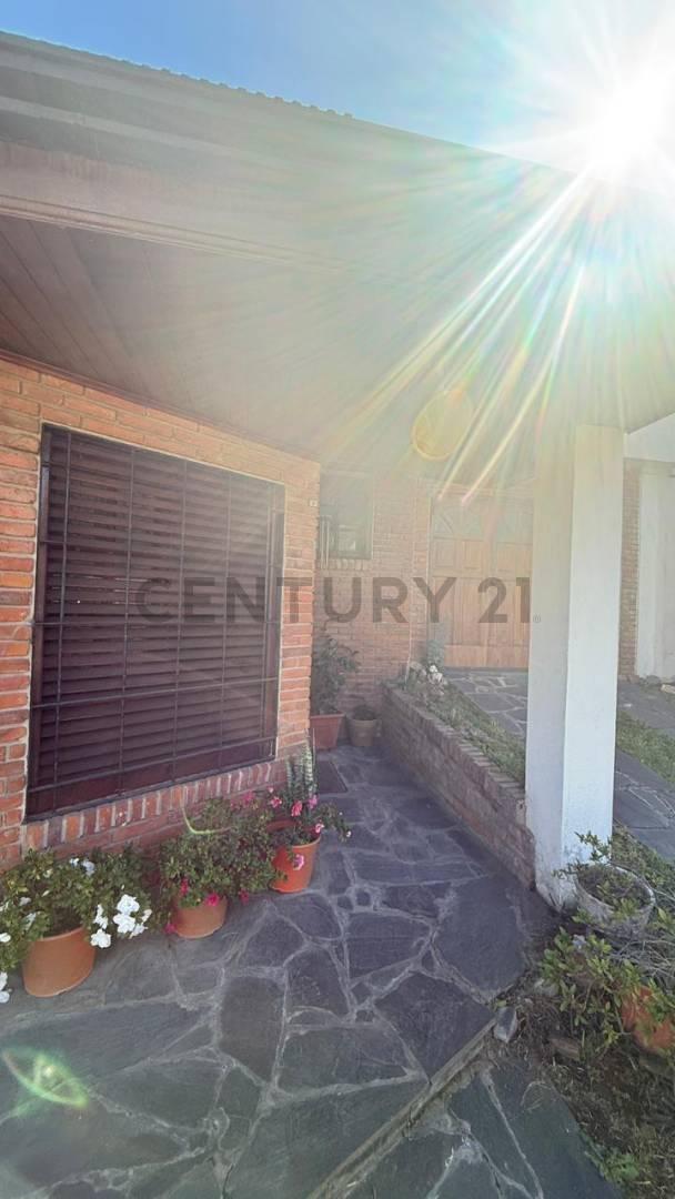 Foto de VENTA CASA 5 AMBIENTES CON COCHERA VILLA DOMINICO, imagen 3