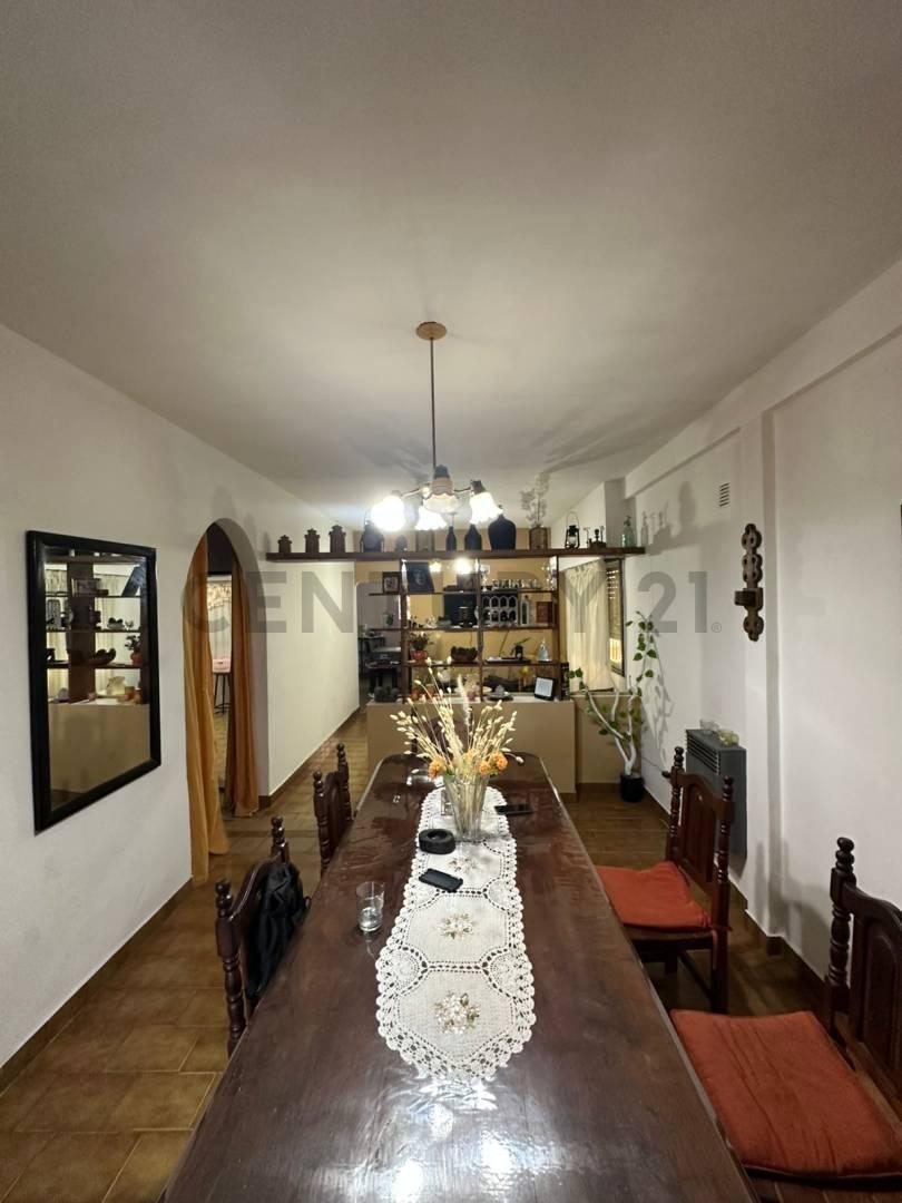 Foto de VENTA CASA 3 AMBIENTES / PATIO / COCHERA - SOLANO, imagen 2