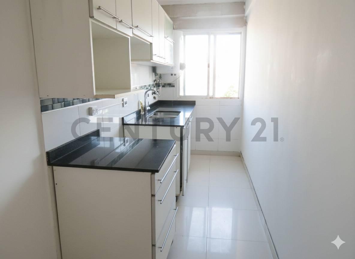 Foto de VENTA DEPARTAMENTO 2 AMBIENTES BERNAL - BARRIO PARQUE, imagen 4