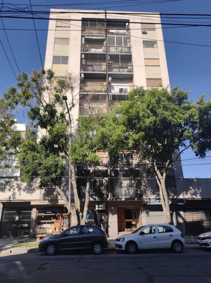 Foto de VENTA DEPARTAMENTO 2 AMBIENTES BERNAL - BARRIO PARQUE, imagen 1