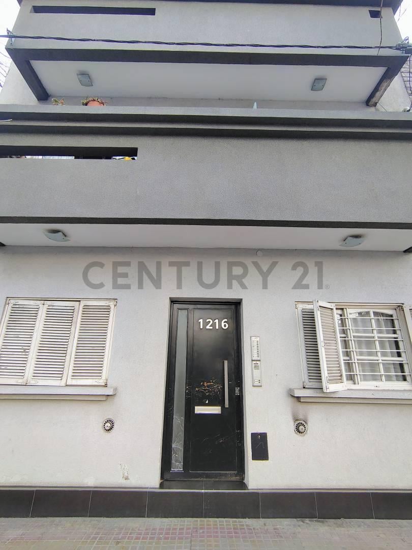 Foto de venta de ph a reciclar de 1 dormitorio, imagen 3