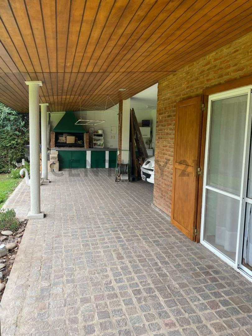 Foto de Venta Casa Villa Elisa tres dormitorios, imagen 2