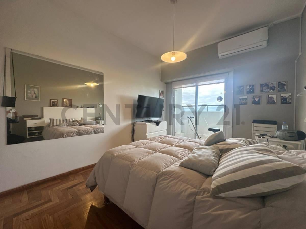 Foto de Departamento de 1 dormitorio con cochera balcon terraza parrilla, imagen 3