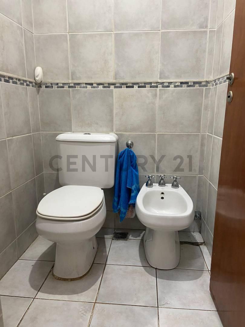 Foto de venta de casa en Tolosa La Plata, imagen 1