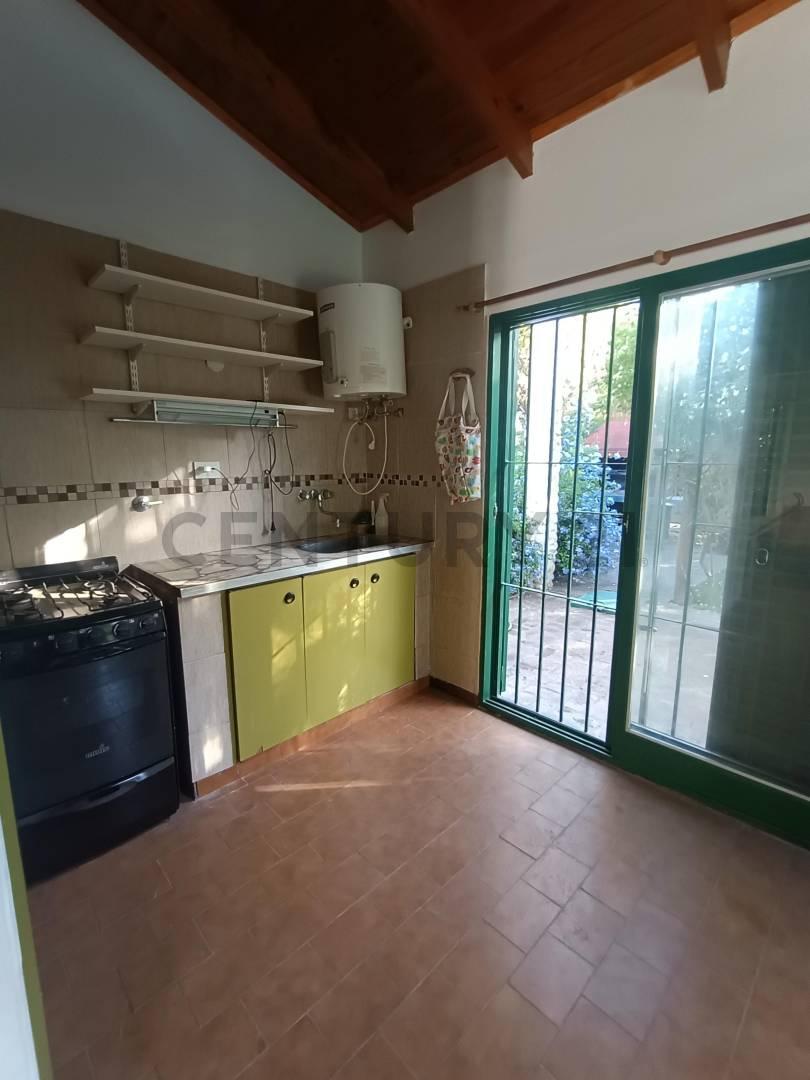 Foto de Venta de casa en Parque Sicardi, imagen 4