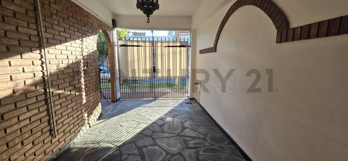 Foto de DUPLEX EN VENTA - APTO CREDITO - WILDE, imagen 2