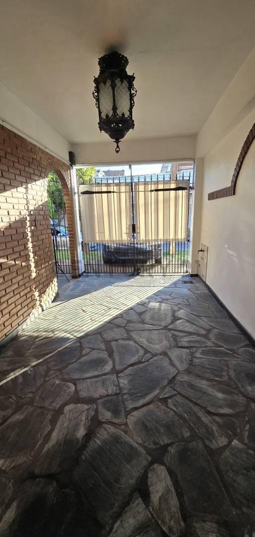 Foto de DUPLEX EN VENTA - APTO CREDITO - WILDE, imagen 5